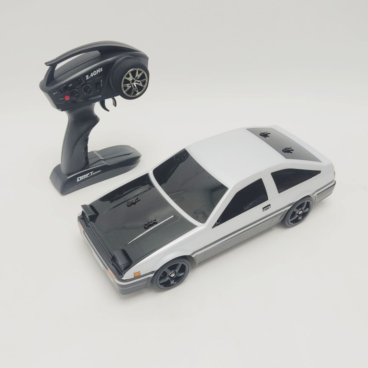 Радиоуправляемая машина для дрифта Huang Bo 4WD RTR масштаб 1:12 2.4G — HB-R1201 — изображение 3