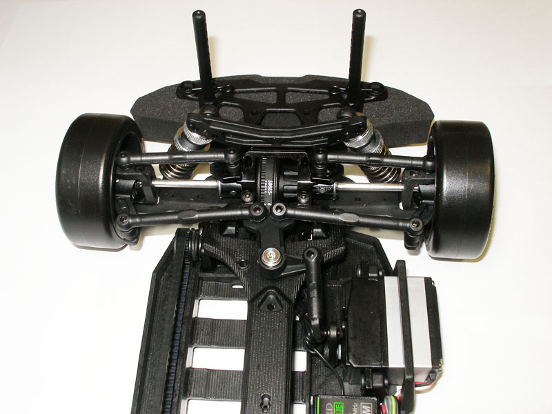 Радиоуправляемая машина для дрифта Team Magic E4D RX7 Drift Spec 4WD RTR масштаб 1:10 2.4G — TM-503007 — изображение 5